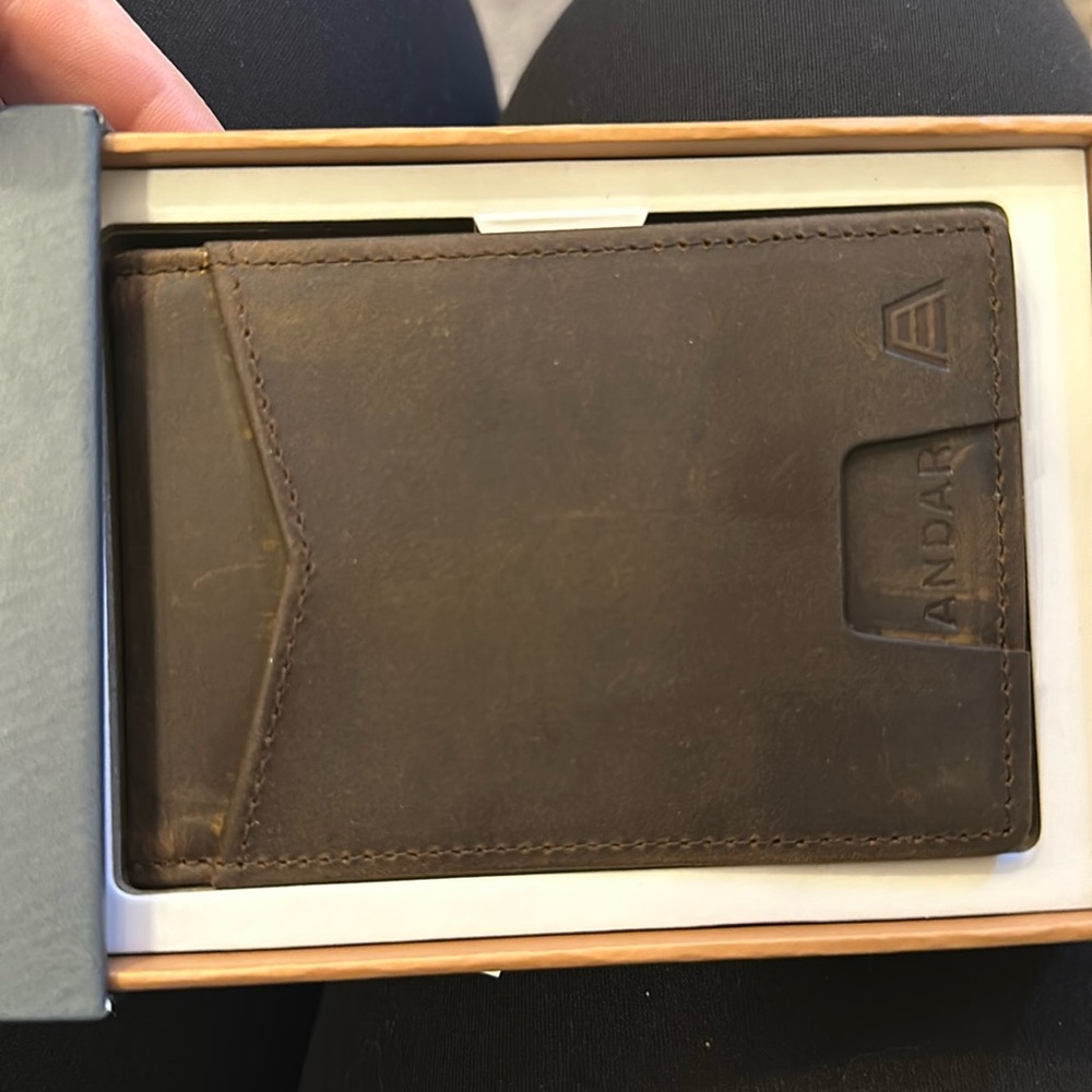 ANDAR  Ranger wallet new in box.